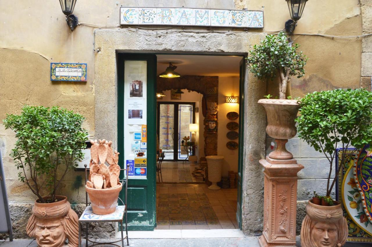 I Colori Della Sicilia Hotel Caltagirone Exterior photo